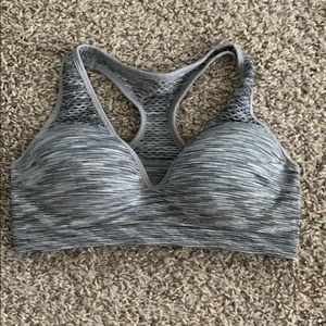 Push up sports bra